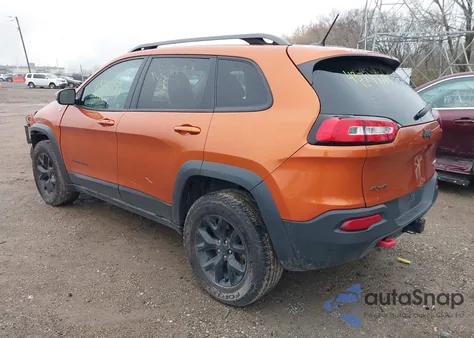 2015 Jeep Cherokee Trailhawk z USA, uszkodzony, nr VIN 1C4PJMBS2FW680300